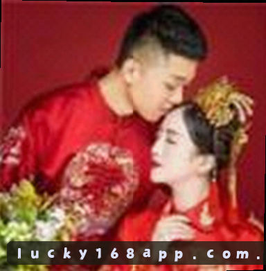 周女士